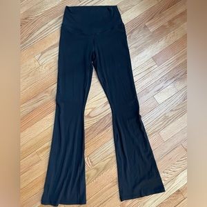 Black aerie flared leggings size medium